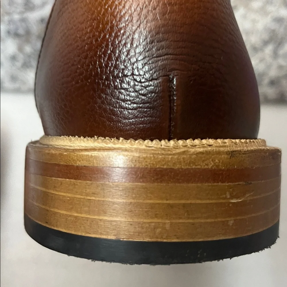 Taft The Jack in Red Paisley - Picture 8 of 15